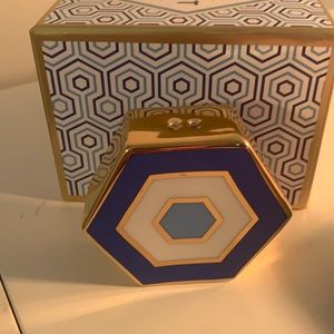 Salt shaker Jonathan Adler